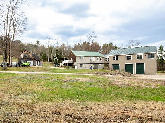 2nd image of 449 N Wakefield Road