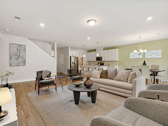 5th image of 2060 Notchleaf Rd