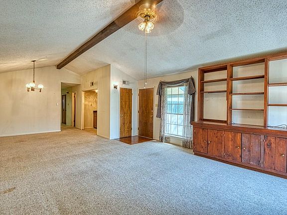 4th image of 1901 Leslie Dr APT E
