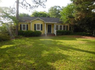 1207 N Ridge Ave, Tifton, GA 31794