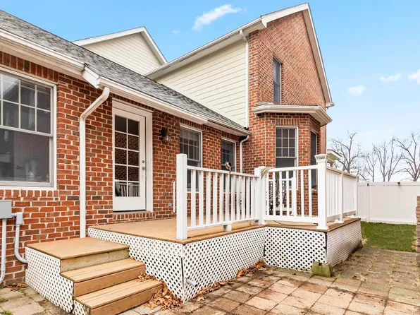 200 Saint Andrews Dr, Morgantown, WV 26508
