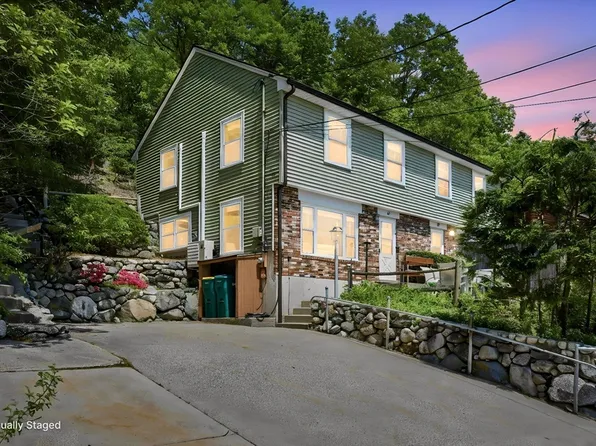41 Mountain St #41, Woburn, MA 01801