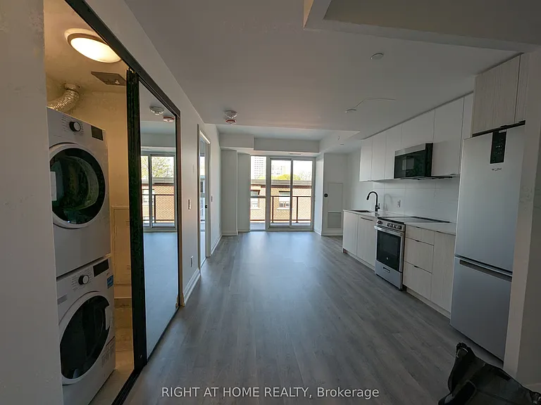 2369 Danforth Ave #313 — Photo 5