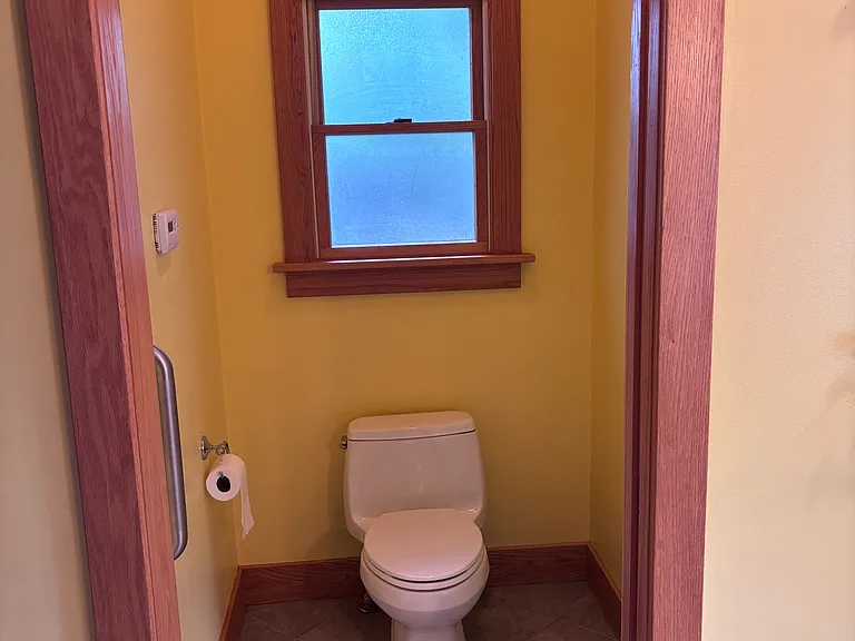 115 Gralake Ave — Photo 24