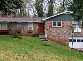 1641 Dogwood Ln, Acworth, GA 30102