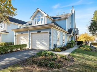 1244 Rhodes Ln, Naperville, IL 60540