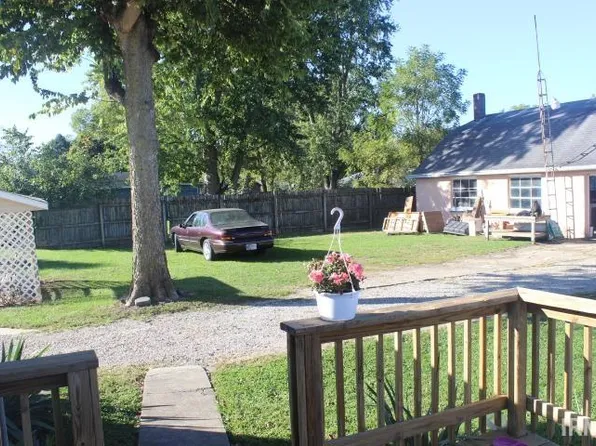 319 S Meridian St, Eaton, IN 47338