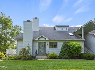 Pondview Dr #H2, Pittsfield, MA 01201