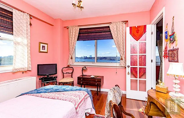 Sold by Halstead Real Estate | media 6