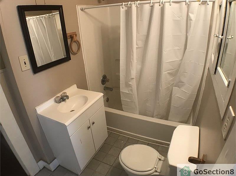2nd image of 4841 Terrace S #R