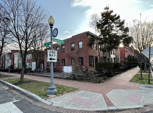 421 Independence Ave SE APT 3, Washington, DC 20003