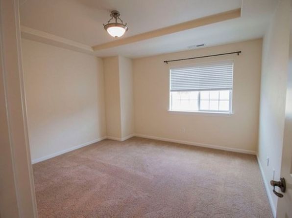 2525 Corona Ave #D, Medford, OR 97504