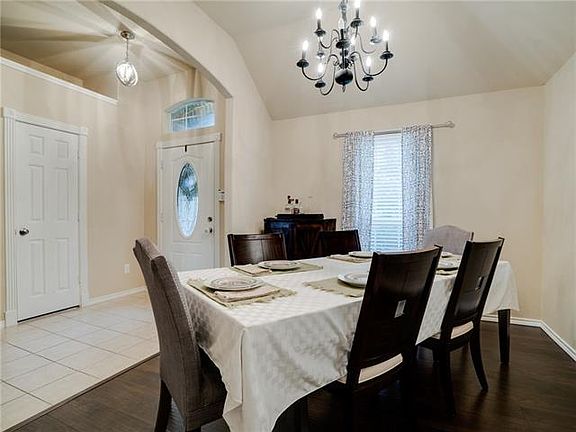 5th image of 3807 Aberdeen Ct