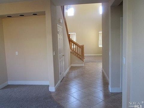 4th image of 2041 Cliffwood Dr