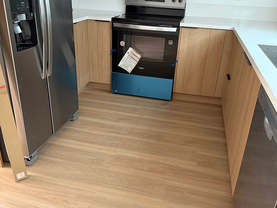 2nd image of 114 Jessie St #A