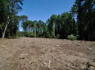 40 Cross Rd, Hooksett, NH 03106