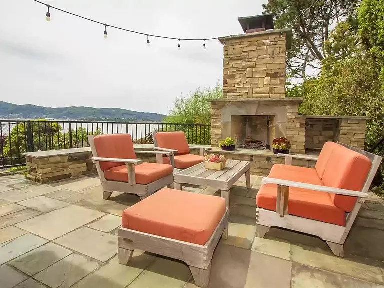 544 Silverado Dr — Photo 6