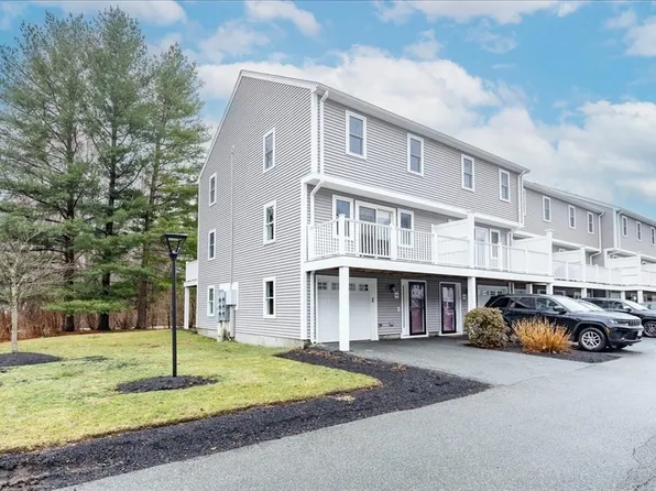 22 Collins St Unit 46, Danvers, MA 01923