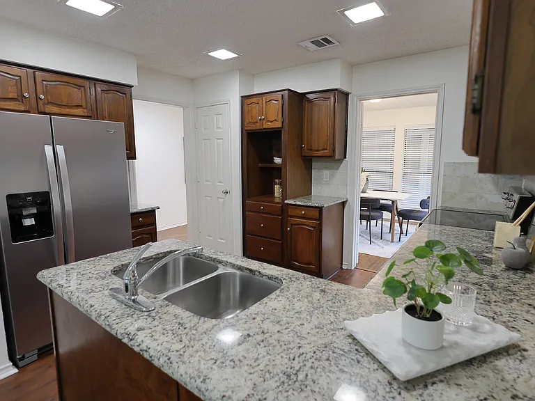 13329 Fall Manor Dr — Photo 5