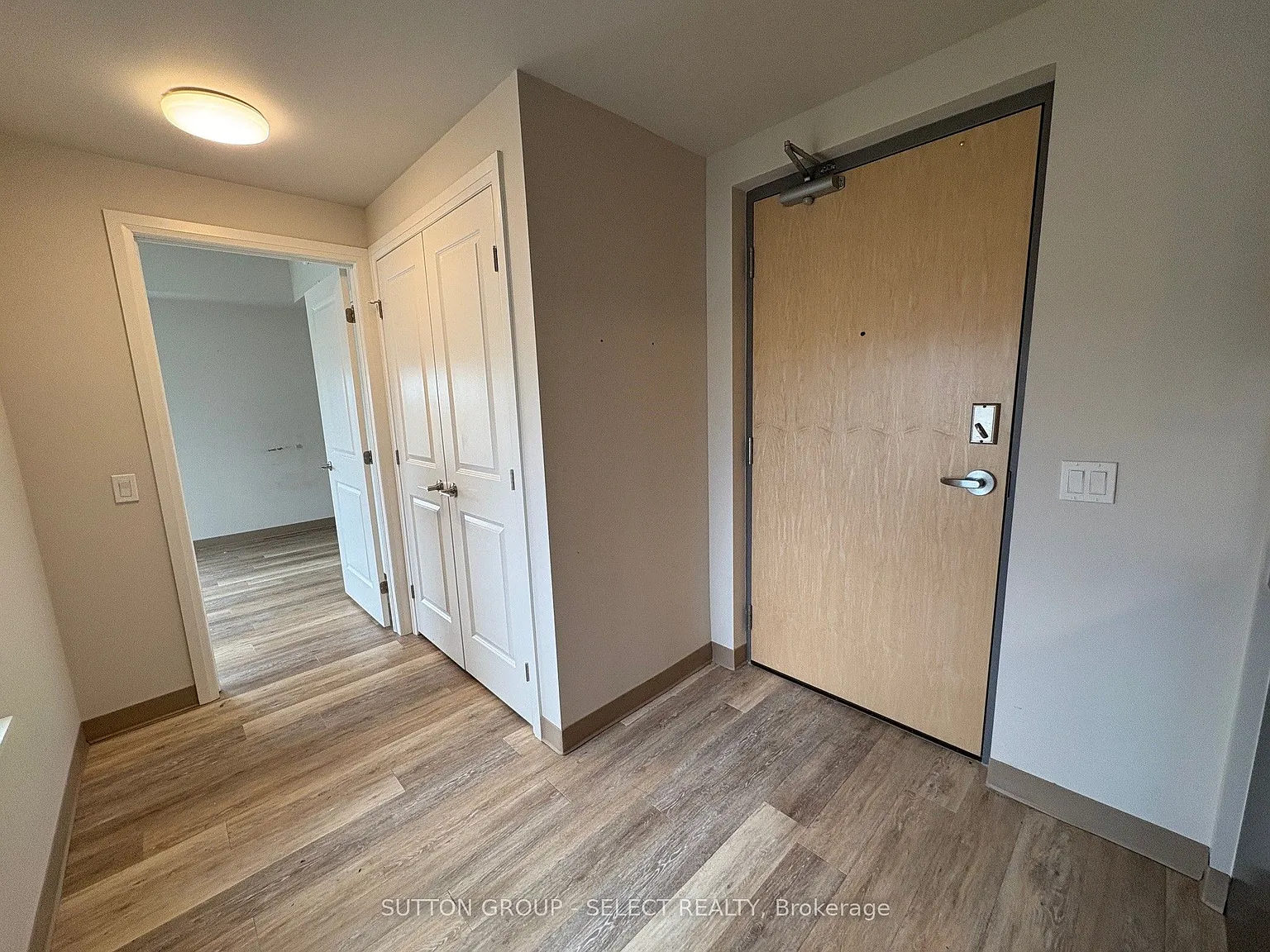 2 bed, $1,790 — Photo 4