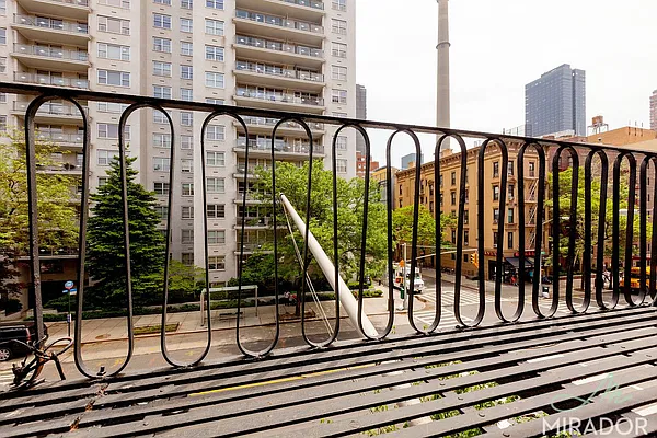 Rented by Mirador Real Estate | media 8