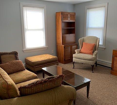 4th image of 33 Armstrong Ave Floor 2