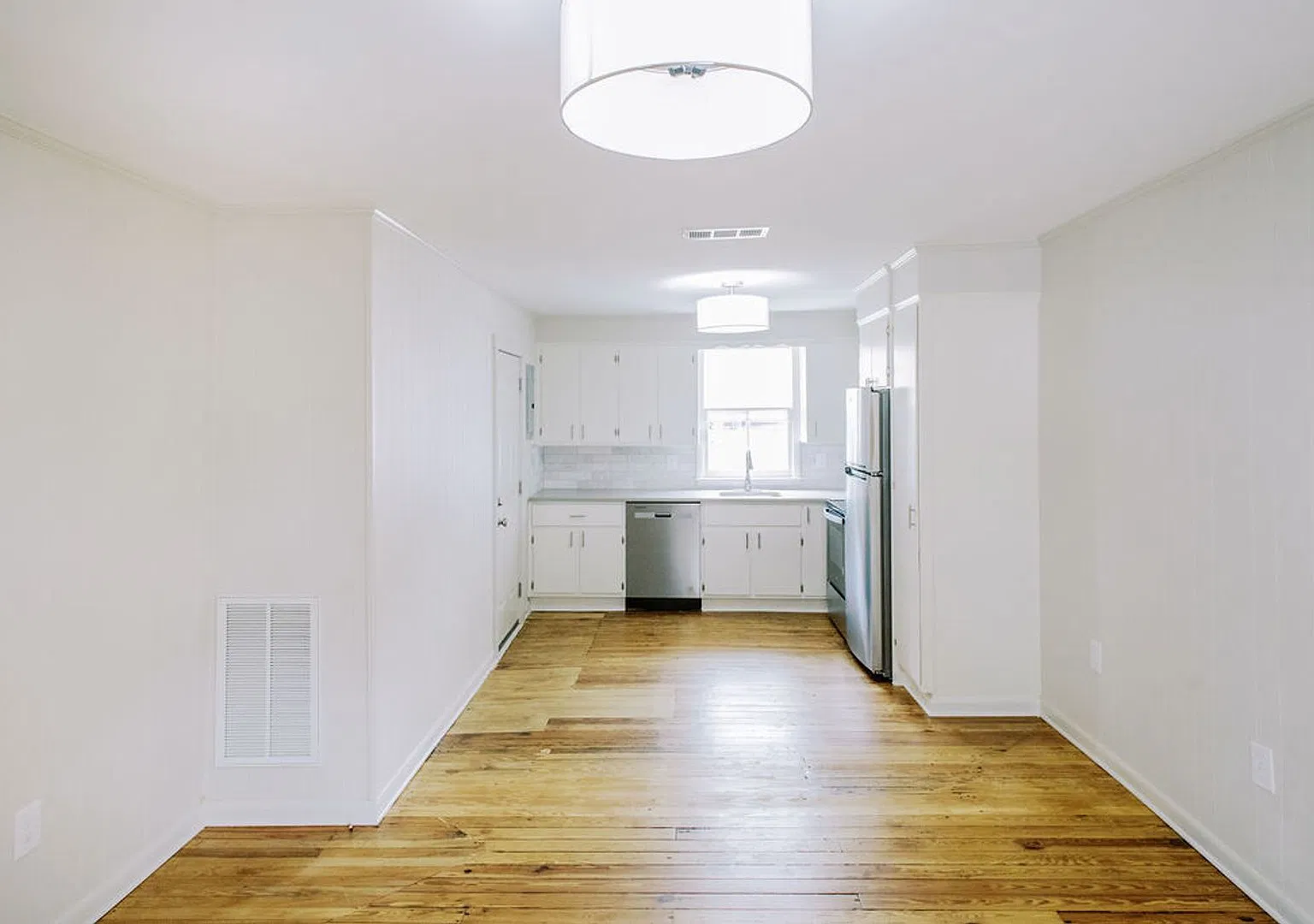 Recently renovated cottage — Photo 4