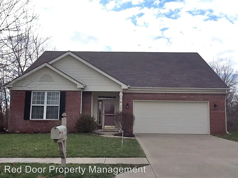 683 Hohlier Ln photo 1