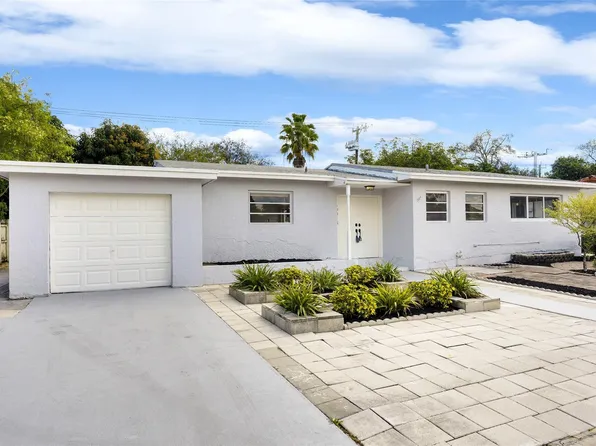 19915 NE 14th Court, Miami, FL 33179