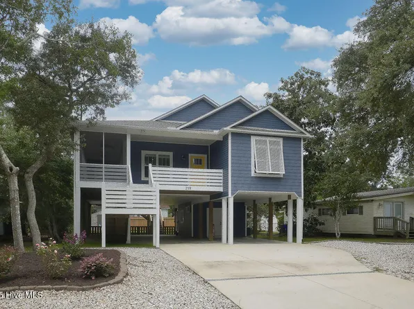 219 NE 56th Street, Oak Island, NC 28465