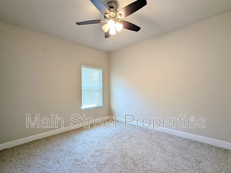 3678 Hawks Landing Cir — Photo 26