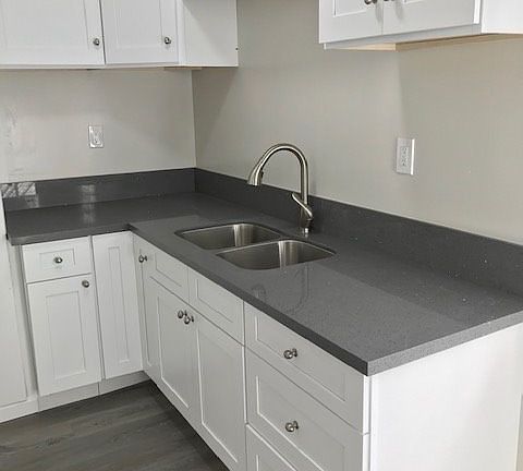 5th image of 127 N Edgemont St #127E12