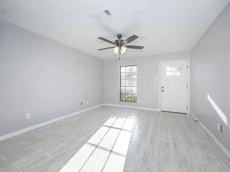 6672 Cortez Cir — Photo 38