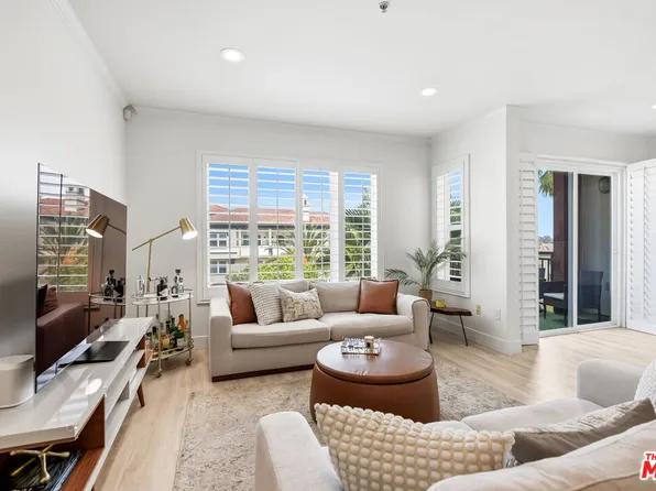 6020 Seabluff Dr Unit 411, Playa Vista, CA 90094