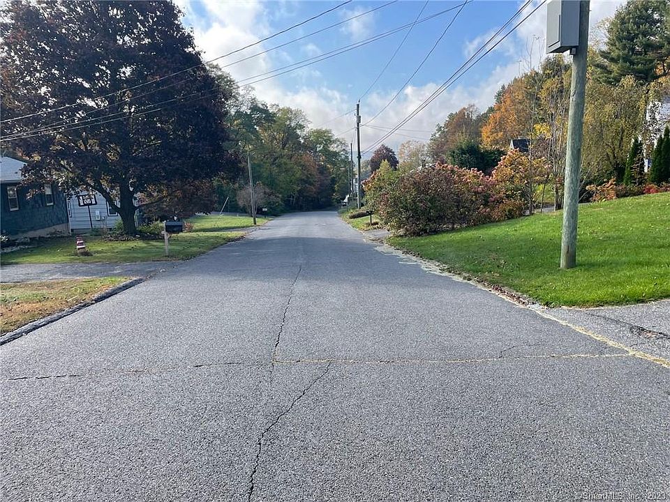 3 Red Mountain Ave, Torrington, CT 06790 MLS 170605717 Zillow