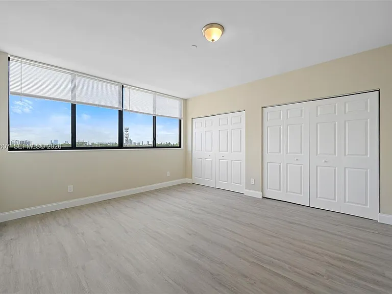 1020 NW 2nd Ave #302 — Photo 11