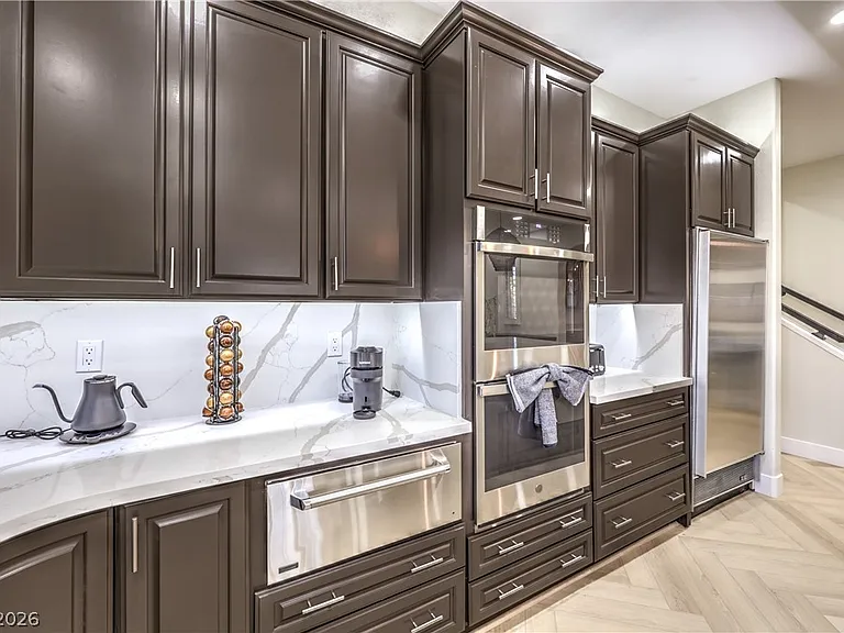 7520 Captains Harbor Dr — Photo 11