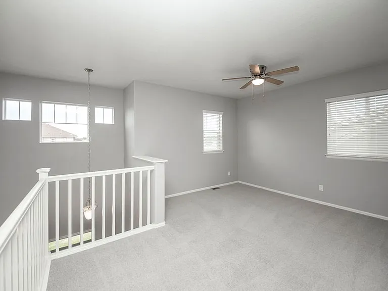 2121 Cutting Horse Dr — Photo 25