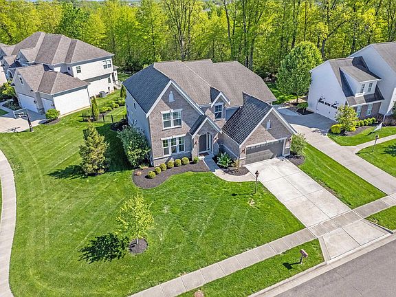 3rd image of 8310 Coldwater Dr