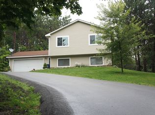 2286 N East Silver Lake Rd, Traverse City, MI 49685