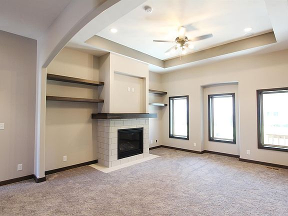4th image of 9025 S 31st St