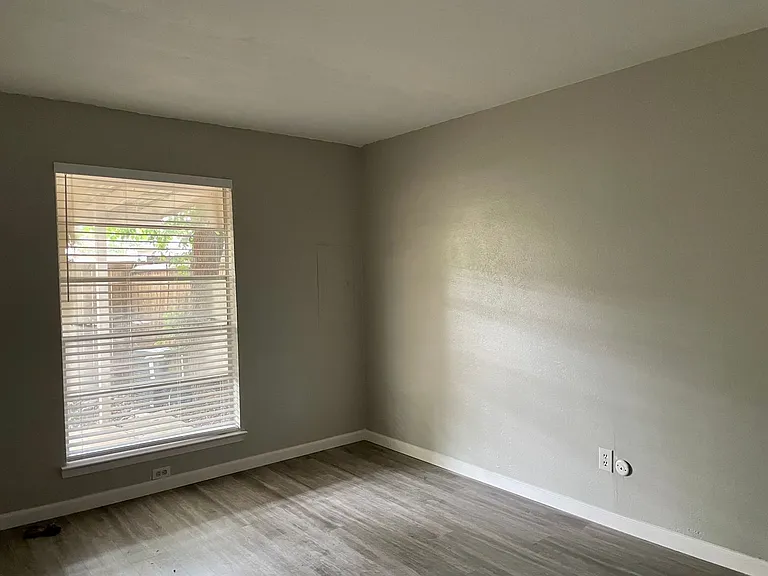 13722 Flagstone Ln — Photo 11