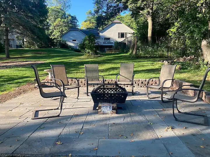 4 bed, 2850 sqft, $6,000 — Photo 3