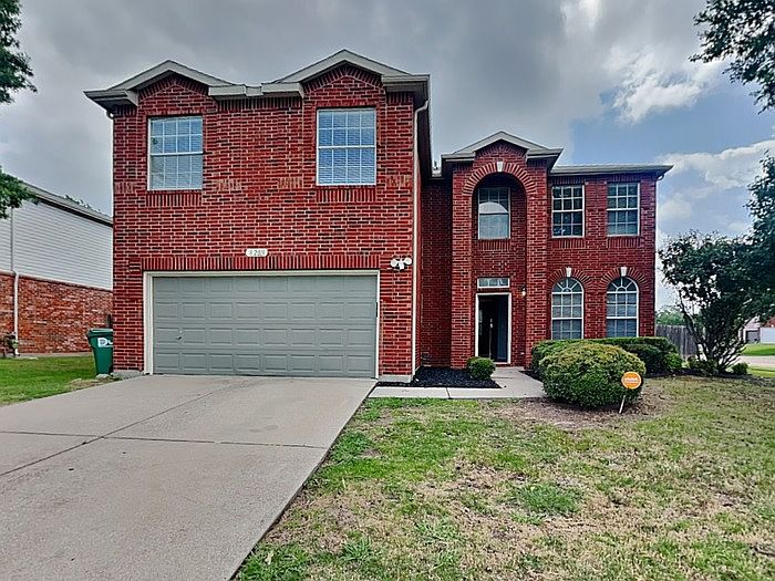 1st image of 8209 Swan Park Dr