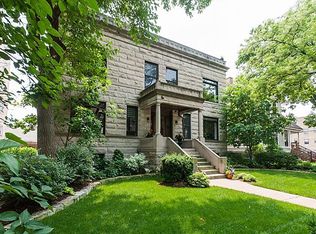 1110 Church St #1E, Evanston, IL 60201