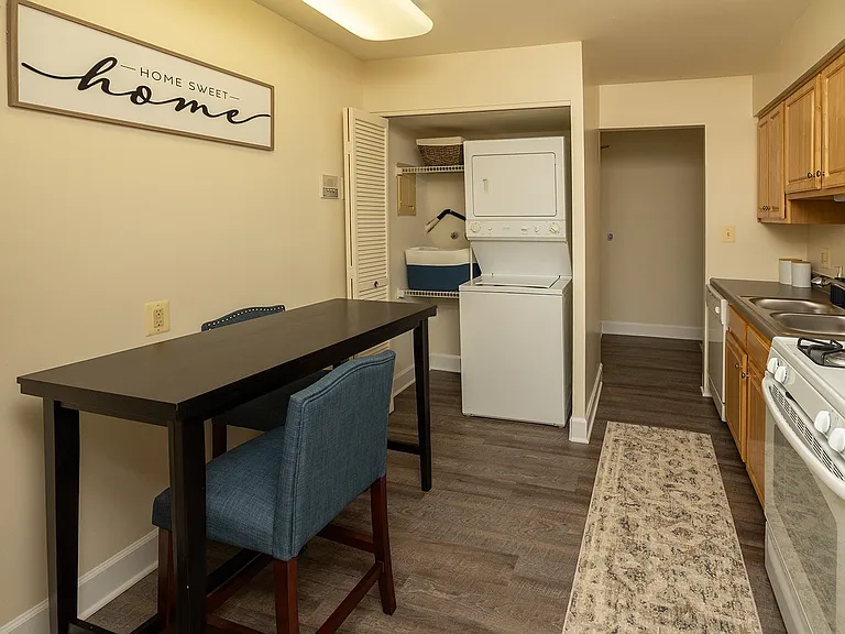 The Brittany Apartments — Photo 6
