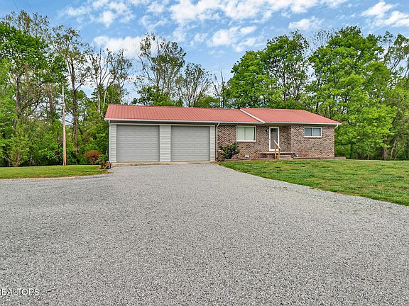4th image of 148 Porter Ln