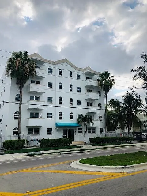 1 bed, 618 sqft, $2,525 — Photo 1