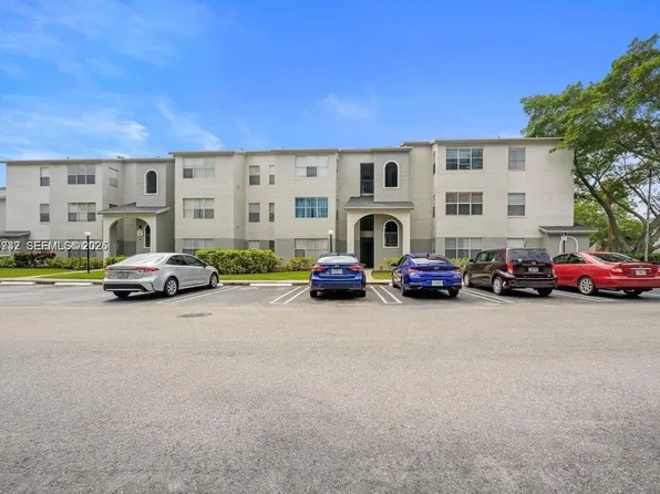 1401 Village Blvd APT 127, West Palm Beach, FL 33409
