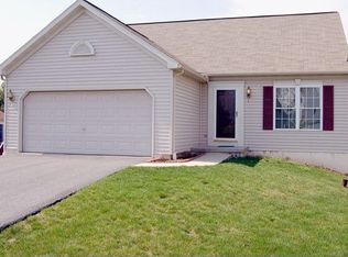 13 Laurel Woods Dr, Reading, PA 19607